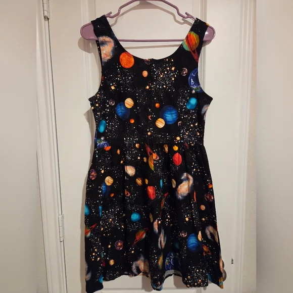 Retrolicious Galaxy Print Womens Dress 🪐 - Picture 2 of 6